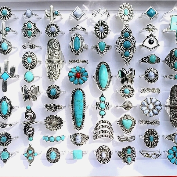 Bohemian Ring Set Rodeo Style Jewelry Blue White Silvery Statement Boho Rings - Picture 3 of 11